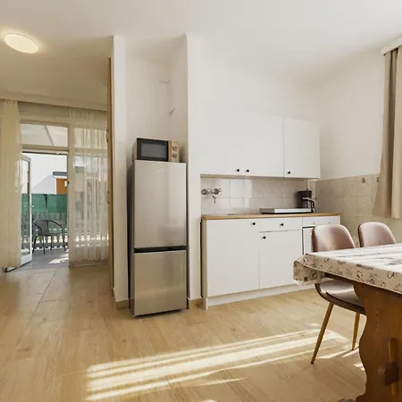Appartamento Thomas By Interhome