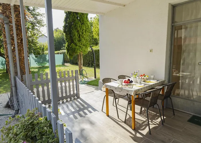 Thomas By Interhome *